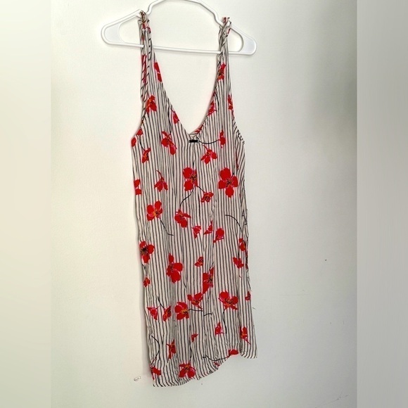 Billabong Red Floral Summer Dress - Picture 6 of 9